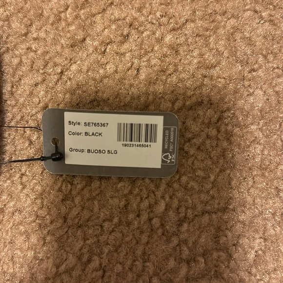 Guess Strap Wallet - Picture 3 of 3